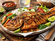 Pescado entero frito con ajo (crujiente y fácil)