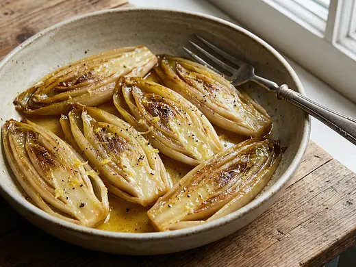 Endivias braseadas a la mantequilla